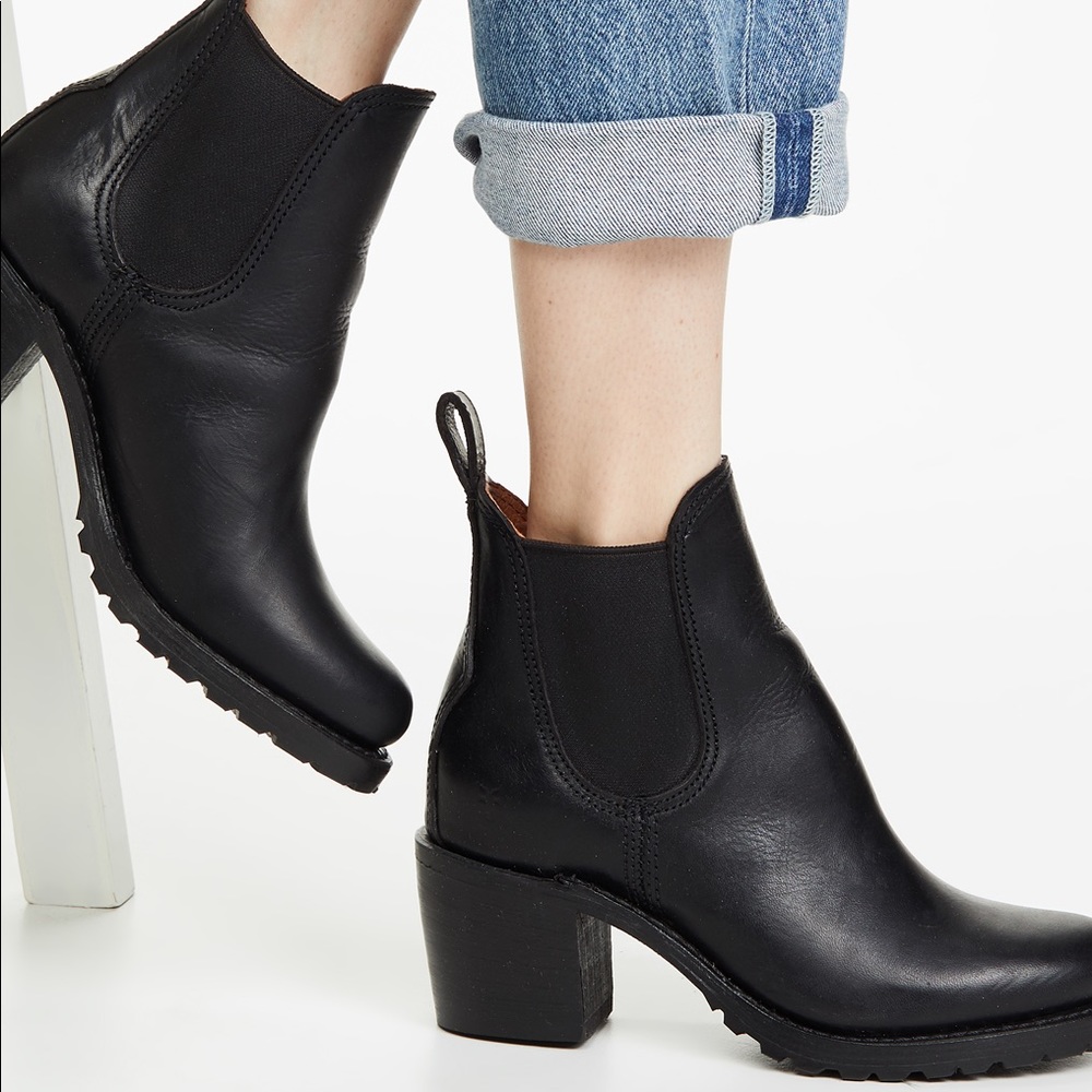 Frye Sabrina Chelsea Boots